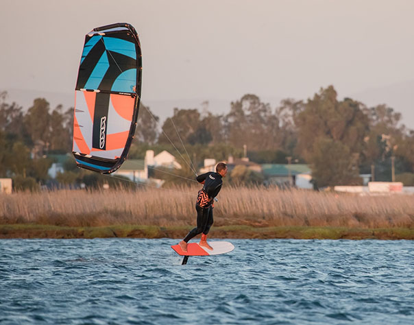 RRD Squid SH-Flight-Hydrofoil actionshot 2